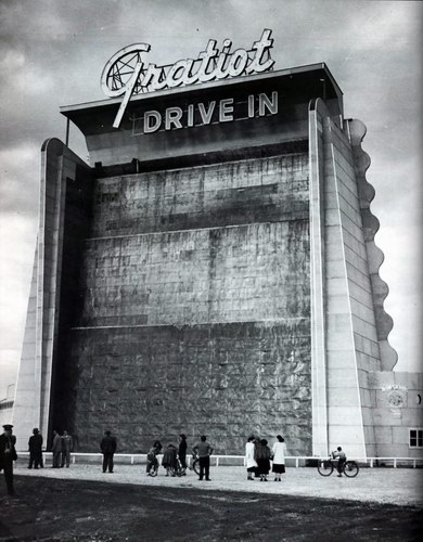 Gratiot Drive-In Theatre - Screen - Photo From Rg
